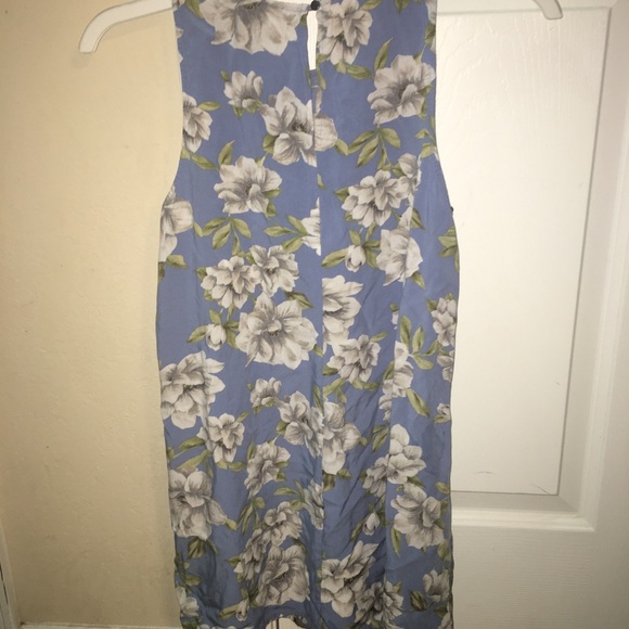 Reposh forever 21 flowy tunic tank floral blue - Picture 4 of 4